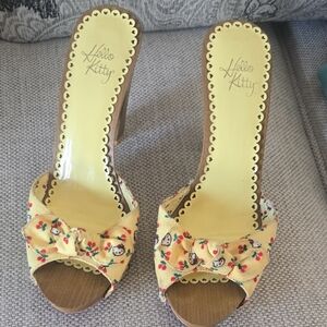 Hello Kitty Yellow Floral Heels